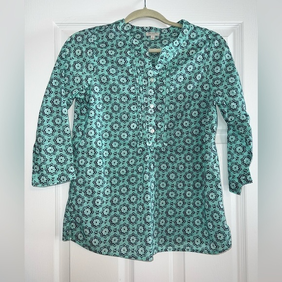 TALBOTS 3/4 Sleeve V Neck Blouse Size SP - Picture 2 of 8